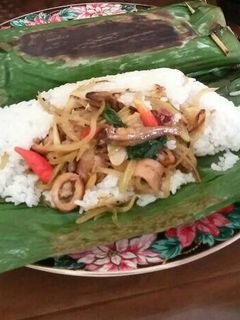 Foto resep Nasi bakar cumi asin