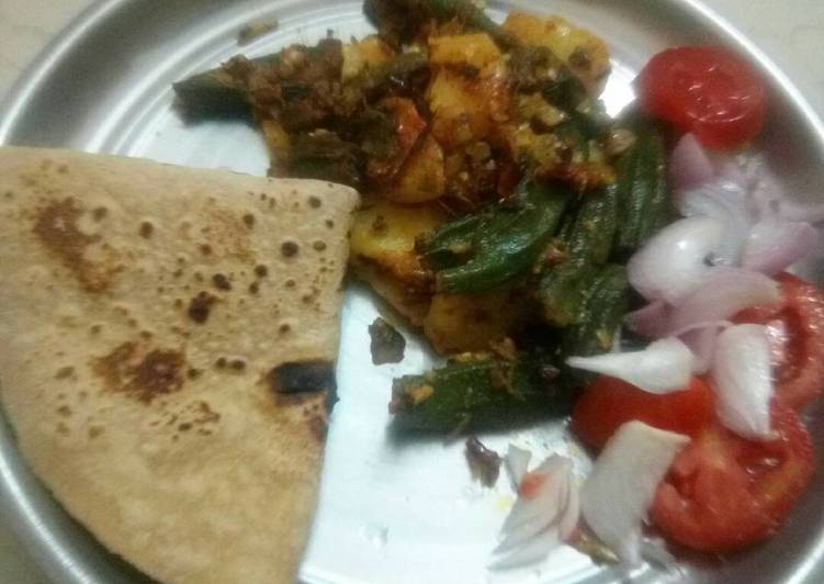 Recipe of Super Quick Homemade Masaledar chatpati aloo bhindi