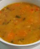 Sopa de arvejas amarillas