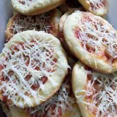 รูปของ Pizza mini (saus homemade)
