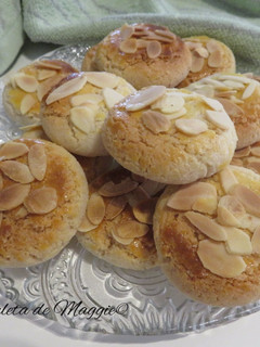 Una foto de Galletas de almendra con clara de huevo