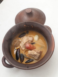 Una foto de Curanto en olla