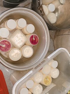 Hình của món Yaout phô mai (creamcheese).
