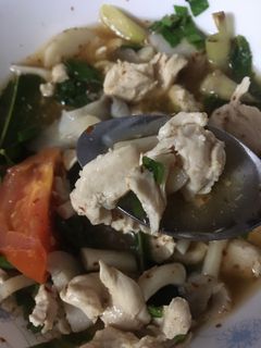 รูปของ ต้มยำไก่ใส่เห็ดนางฟ้า น้ำใส