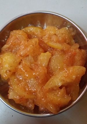 A picture of Lemon pickle.