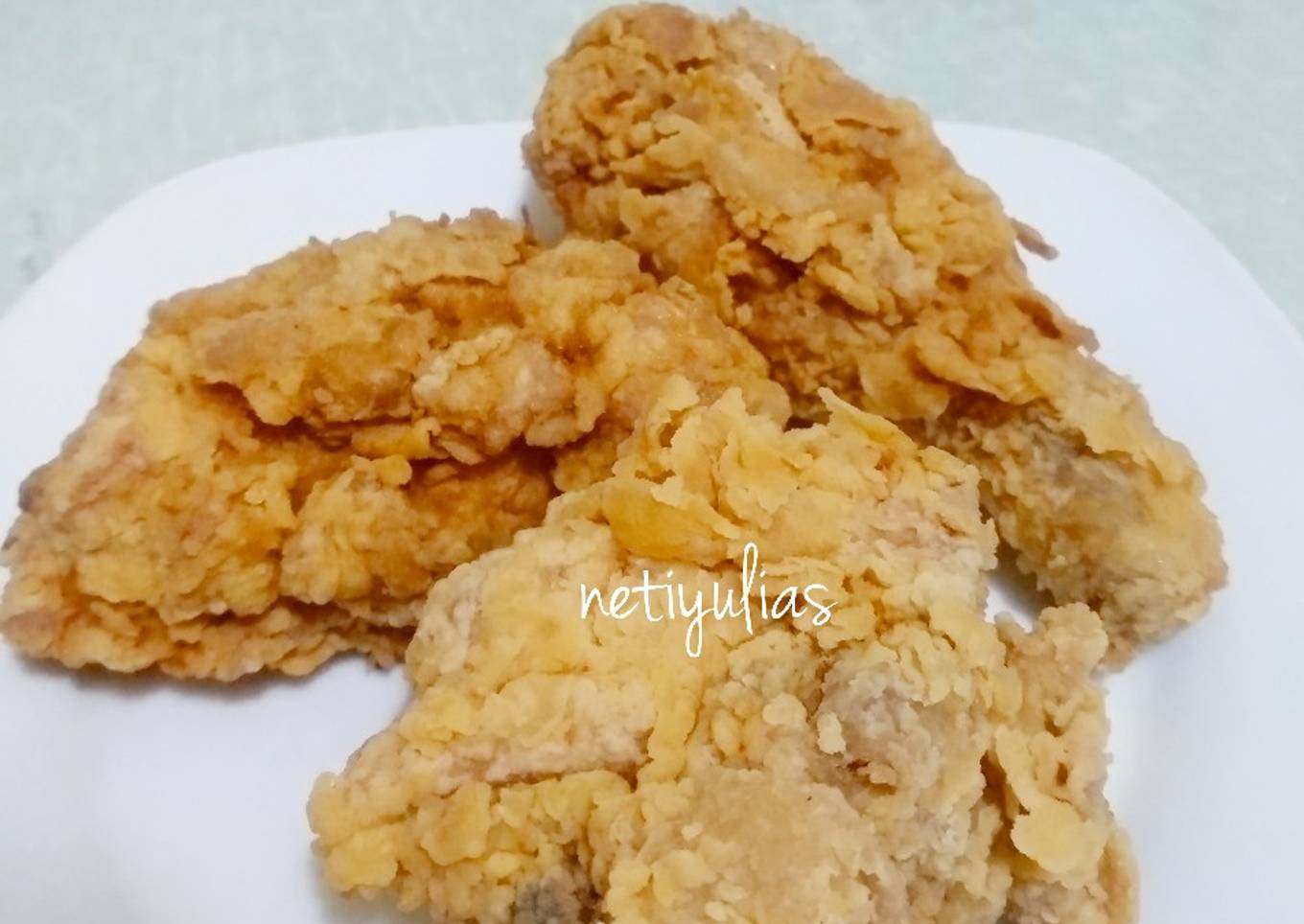 Ayam goreng tepung ringan kriyuknya