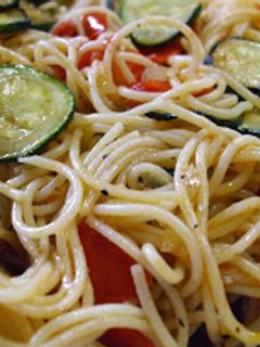 A verhetetlen,a győztes, a Numero Uno, a cukkinis spaghetti recept fotója