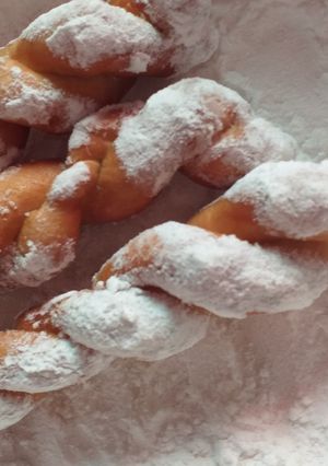 Una foto de Donas trenzadas