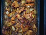 Pollo al horno con cebollas, bajo en grasas