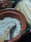Tamal de cazuela con salsa de birria para las posadas las correa