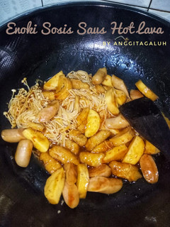 Foto resep Enoki Sosis Saus Hot Lava