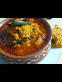 ઢોકળી શાક (Dhokli Shak Recipe In Gujarati) રેસીપી મુખ્ય ફોટો