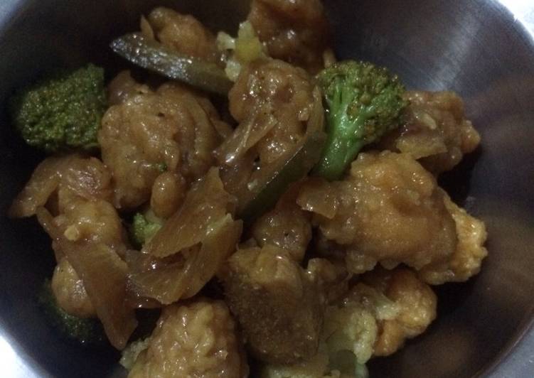 Cara mudah Menyiapkan Brocoli chicken with bulgogi sauce Lezat