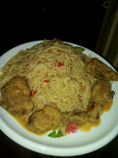 A picture of Macaroni and pasta jollof.