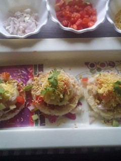 A picture of Papdi chaat.