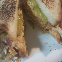 A picture of Closest thing to an Omelette Sandwich as I will make.