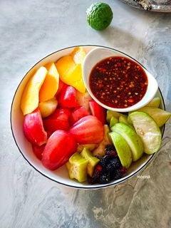 Foto resep Rujak Buah (Bumbu rujak Ala Singkawang)