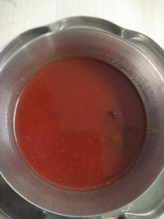 ટોમેટો સૂપ(Tomato Soup Recipe in Gujarati) રેસીપી મુખ્ય ફોટો