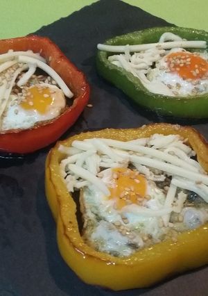 Foto principal de Huevos con pimientos fritos