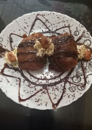A picture of Fried ice cream.