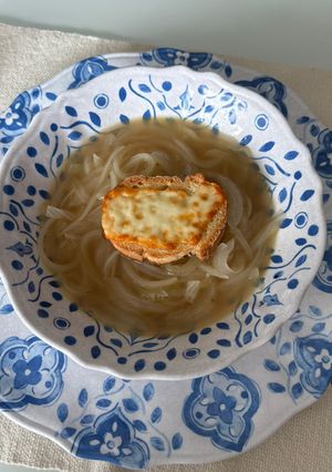 Una foto de Sopa de cebolla