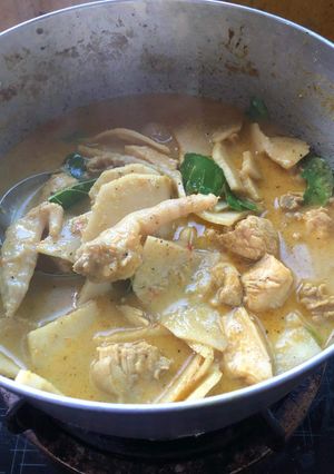รูปของ เเกงไก่หน่อไม้ดองเมนูใต้ สูตรโรส