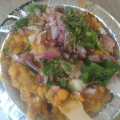 A picture of Ghoogni Chat.