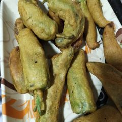 A picture of Mirch pakora.