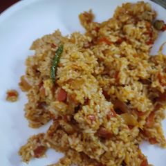 A picture of Tomato onion rice for lunch.
