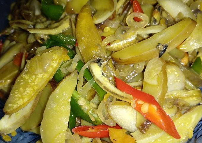 Standar Resep praktis buat Tumis Jengkol Pedas dijamin gurih