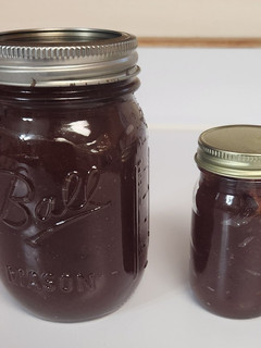 A picture of Apple Butter.