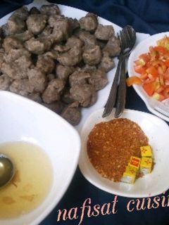 Dan waken fulawa ainihin hoton girkin