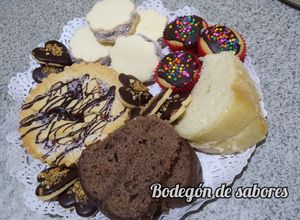 Una foto de Bandeja surtida(dulce)