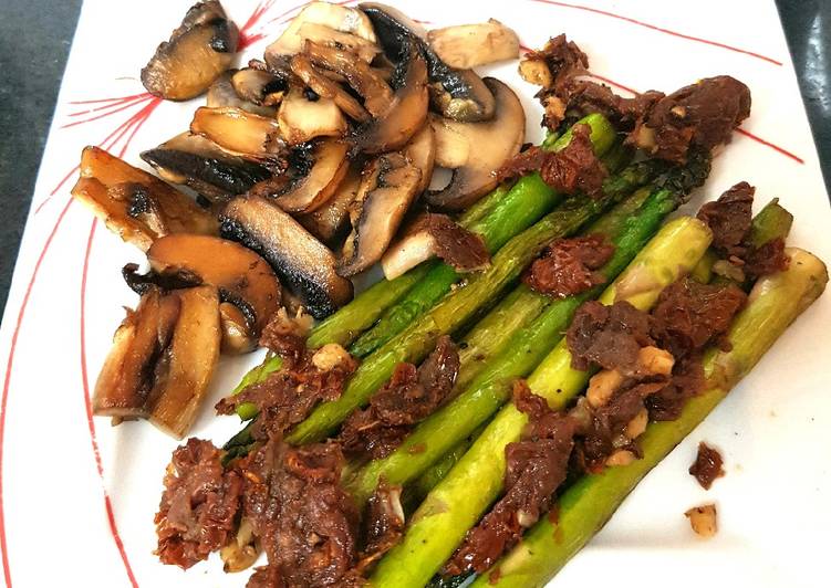 How to Make Quick My Roasted Garlic Asparagus with sundried Tomato & Mushrooms. 😁