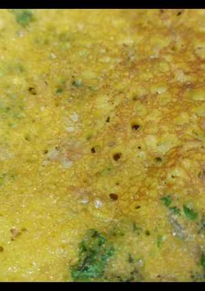 A picture of Besan cheela.