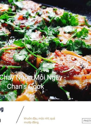 Hình của món Mướp đắng nhồi đậu khuôn kho chay.