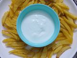 بطاطا مقلية مع لبن بالثوم
