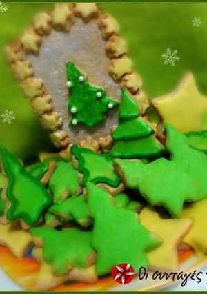 A picture of Christmas cookies by S. Parliaros.