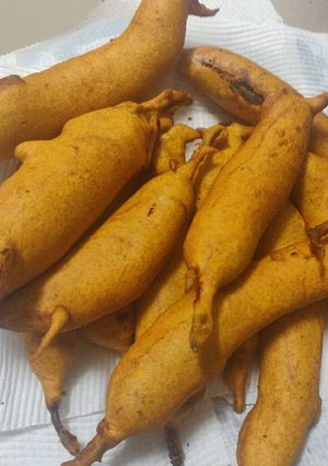 A picture of Mirchi pakoda.