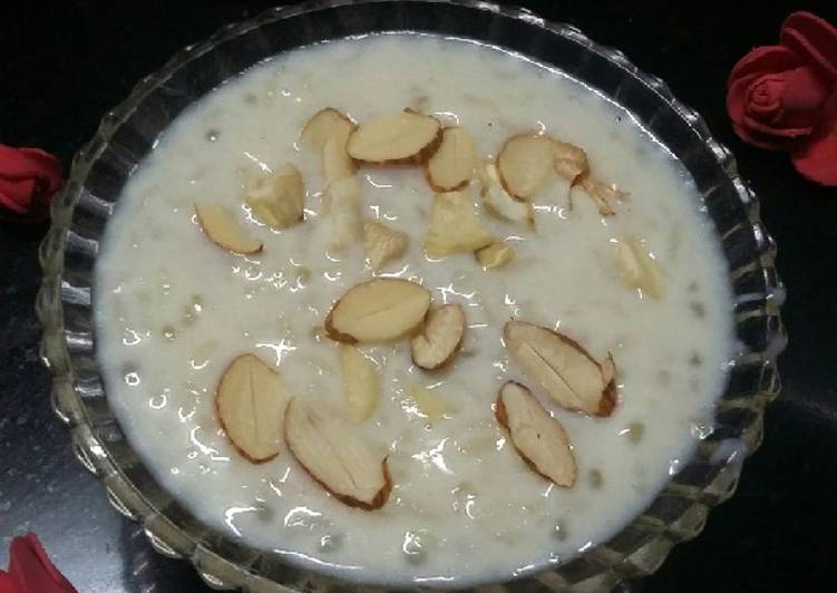 Easiest Way to Prepare Any-night-of-the-week Rice Sago Gulkand pudding