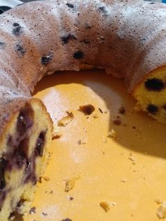 Áfonyás-citromos kuglóf recept fotója