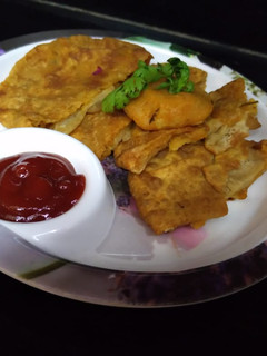 A picture of Aloo poori.