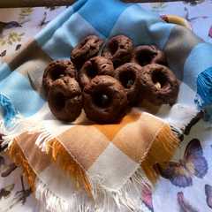 Una foto de Minidonuts de calabaza y chocolate 🎃 🍫