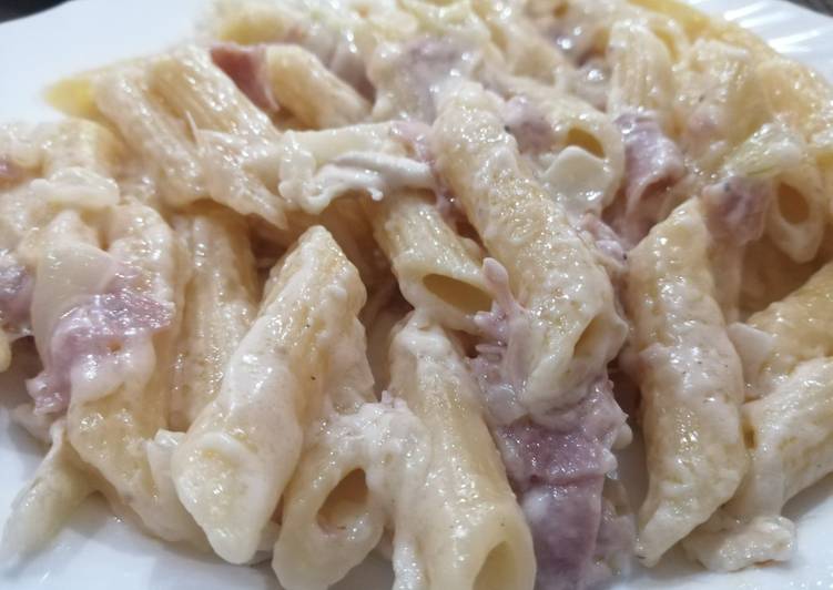 Macarrones a la carbonara a mi manera en Mambo