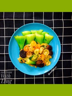 Hình của món Nui rau củ xào ức gà Eatclean.