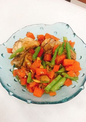 雞肉時蔬（電鍋料理） 的食譜成品照片