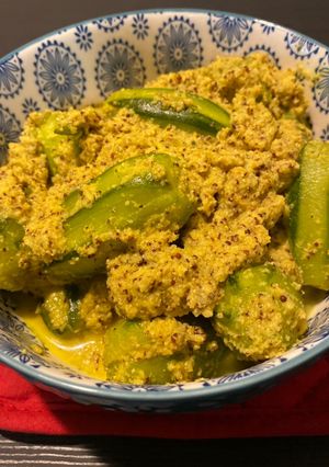 A picture of Shahi parval (pointed gourd curry).