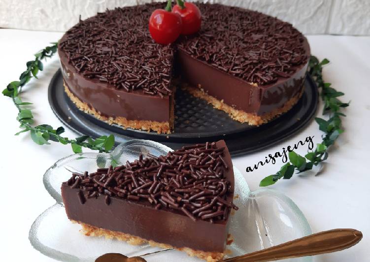 21. Puding coklat crust / kue coklat