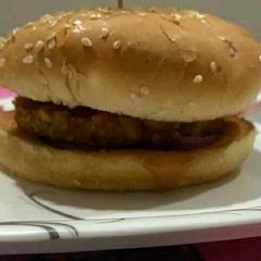 A picture of Burger.