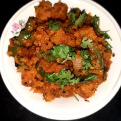A picture of Tiffin Special Simla Mirchi.